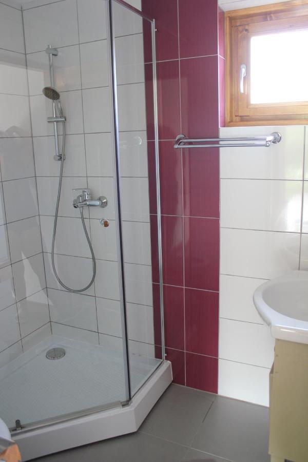 Cerdacul Cu Stuf Hotel Sfantu Gheorghe  Ngoại thất bức ảnh